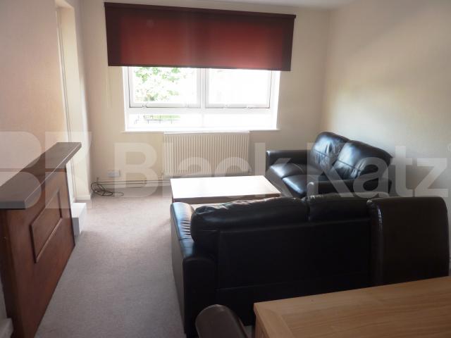 			2 Bedroom, 1 bath, 1 reception Flat			 Bloomfield Villas, WARWICK AVENUE